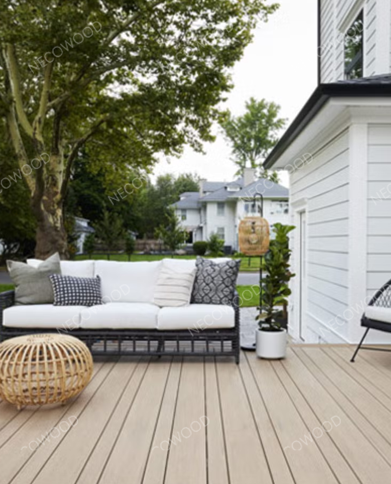 OEM at Bulk Composite Decking Supply para sa mga Distributor ng Kuwaiti